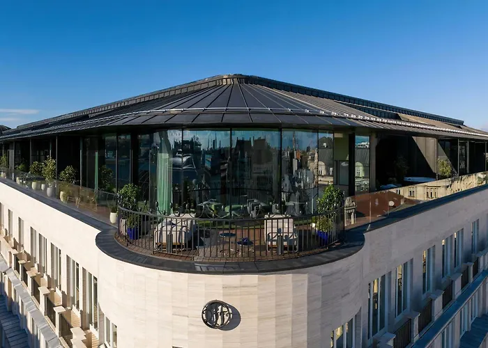 Dorothea Hotel, Budapest, Autograph Collection